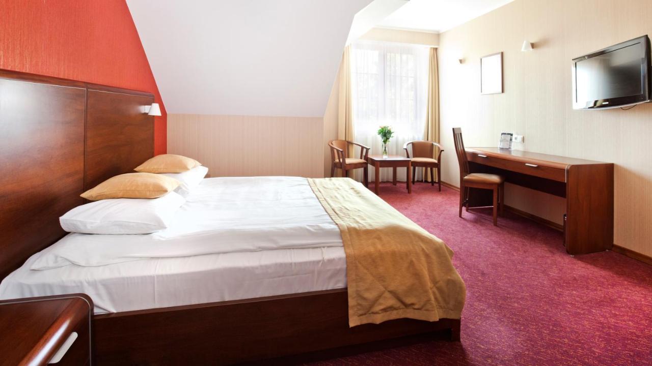 Artis Hotel & Spa Zamosc  Exterior photo