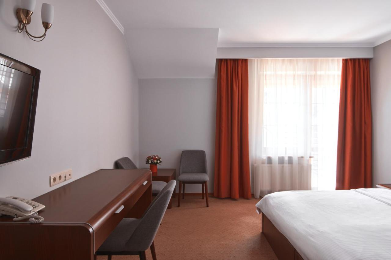 Artis Hotel & Spa Zamosc  Exterior photo